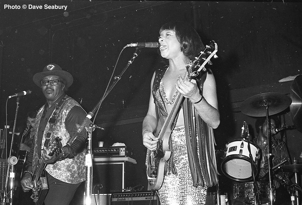 boDiddley-LadyBo-Berkeley1970s-Seabury-1